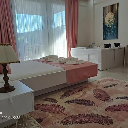 Ayla * フェティエ